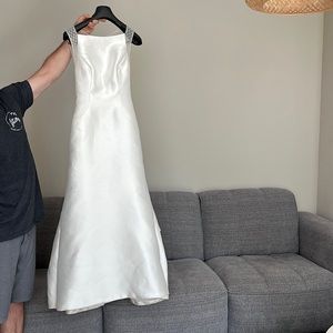 San Patrick- Pronovias Wedding Dress